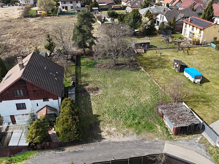 Prodej stavebního pozemku 820 m² - foto 5