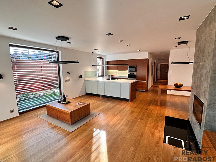 Prodej bytu 3+kk 83 m² - foto 3