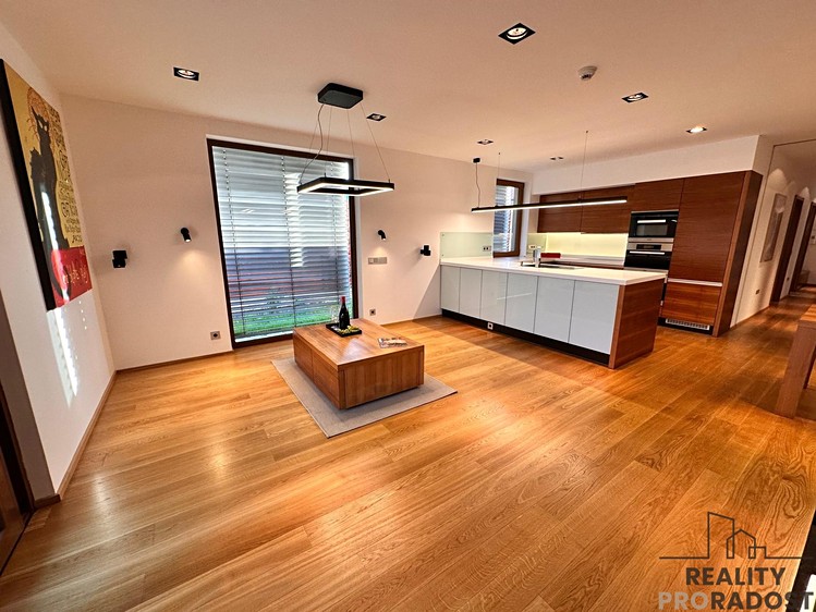 Prodej bytu 3+kk 83 m² - foto 2