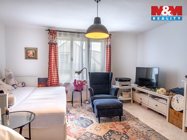 Prodej  rodinného domu 277 m², pozemek 735 m² - foto 3