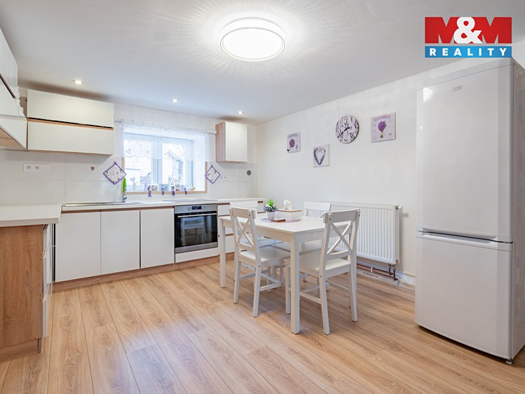 Prodej  rodinného domu 80 m², pozemek 1 211 m² - foto 8