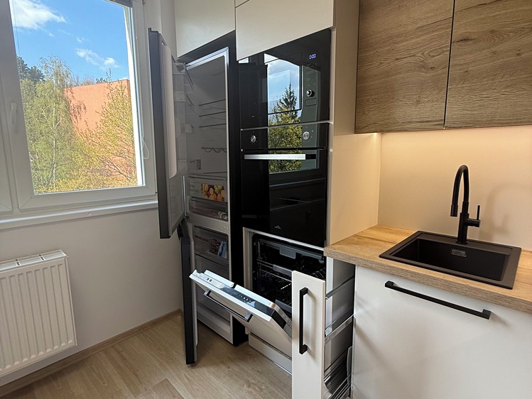 Pronájem bytu 3+1 75 m² - foto 7