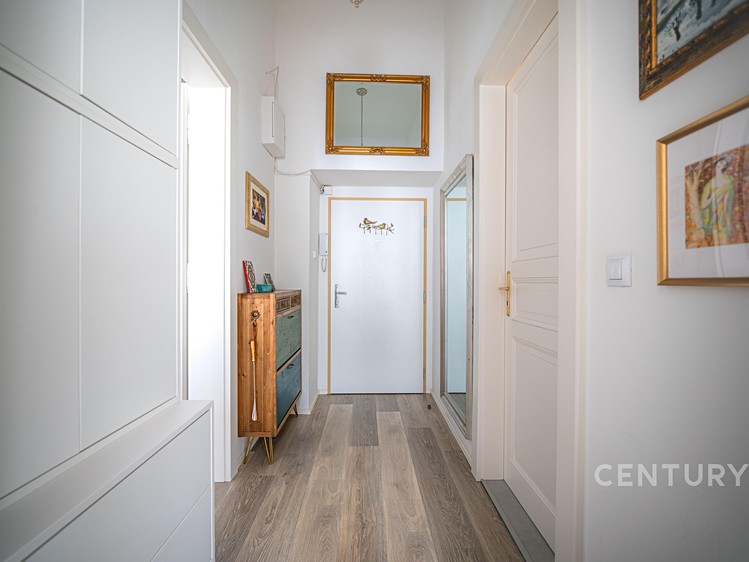 Pronájem bytu 1+1 42 m² - foto 3