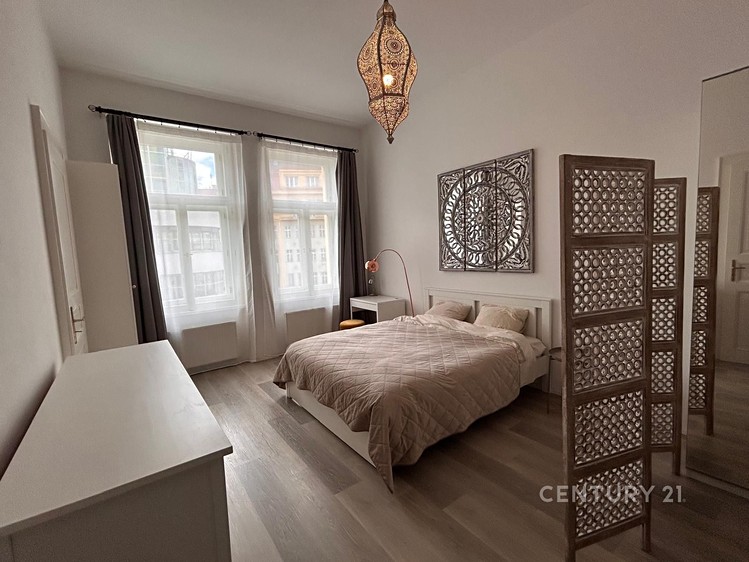 Pronájem bytu 1+1 42 m² - foto 6