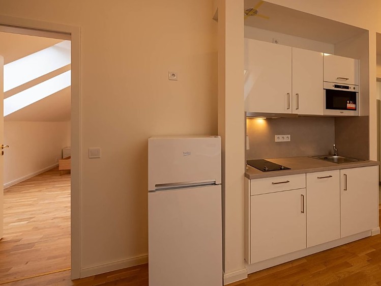 Prodej bytu 2+kk 70 m² (Podkrovní) - foto 4