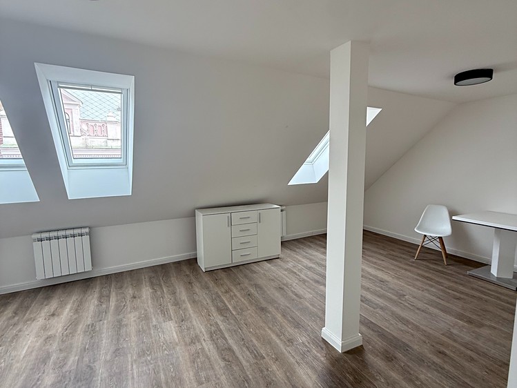 Prodej bytu 3+kk 76 m² (Podkrovní) - foto 7