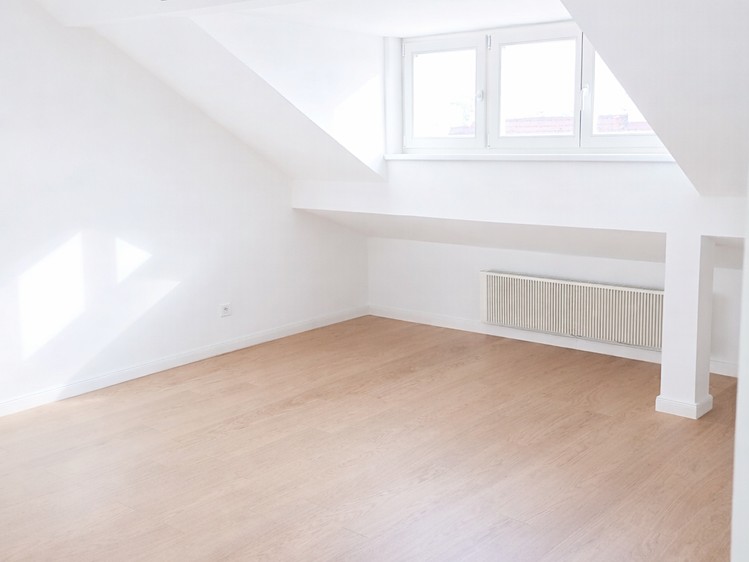 Prodej bytu 2+kk 57 m² (Podkrovní) - foto 5