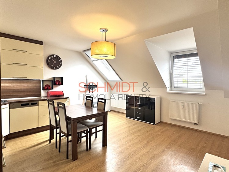 Pronájem bytu 2+kk 52 m² - foto 2