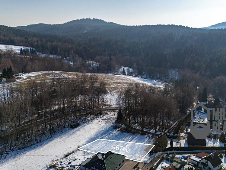 Prodej stavebního pozemku 967 m² - foto 6