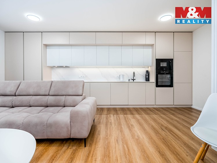 Prodej bytu 3+kk 85 m² - foto 2