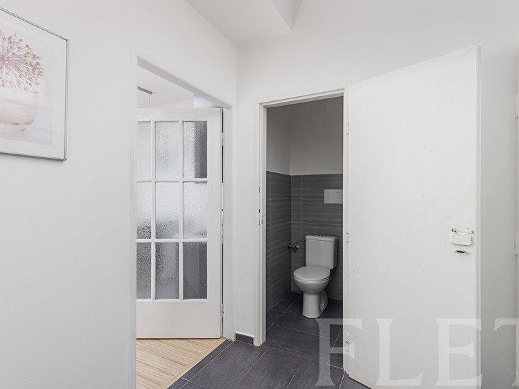 Prodej bytu 1+kk 28 m² (Jednopodlažní) - foto 7