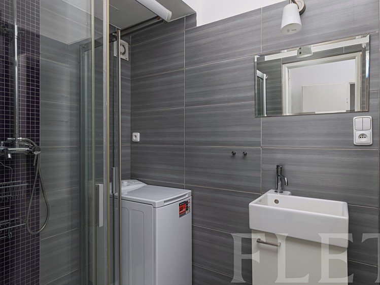 Prodej bytu 1+kk 28 m² (Jednopodlažní) - foto 8