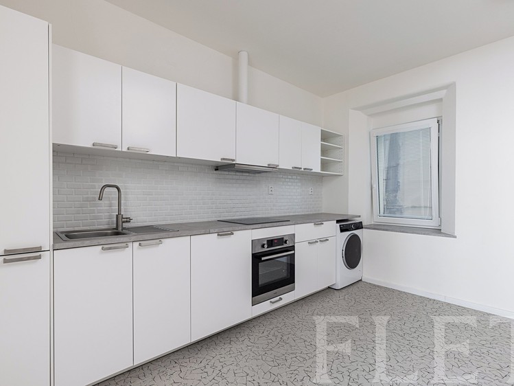 Prodej bytu 2+1 56 m² - foto 1