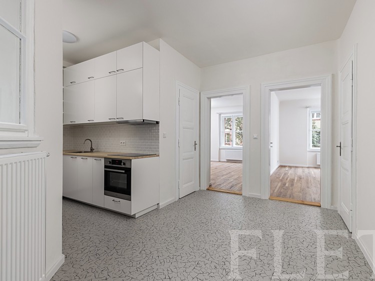 Prodej bytu 2+1 69 m² - foto 1