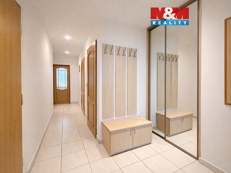 Prodej bytu 3+1 72 m² - foto 1