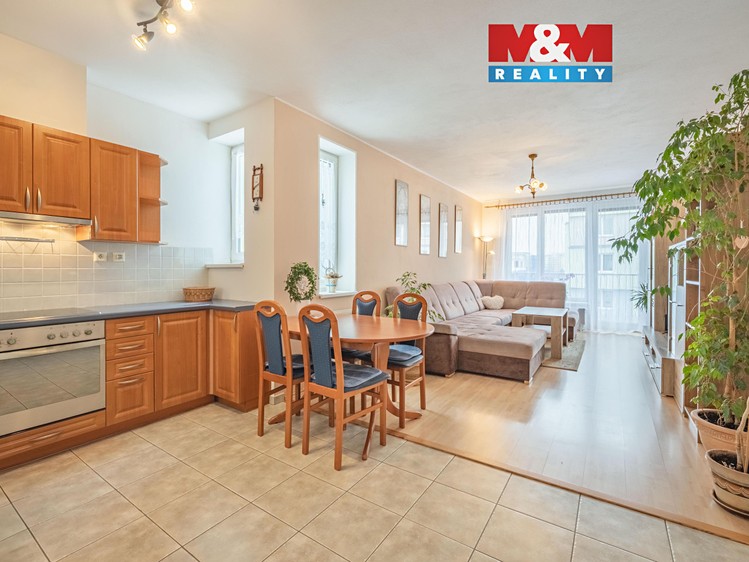 Prodej bytu 3+kk 77 m² - foto 1