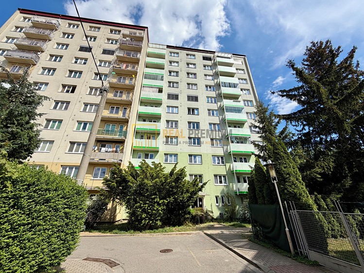 Prodej bytu 3+1 58 m² - foto 1