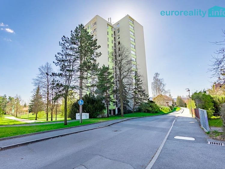 Prodej bytu 3+1 70 m² - foto 1