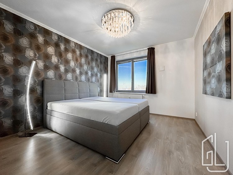 Prodej bytu 4+kk 141 m² - foto 3