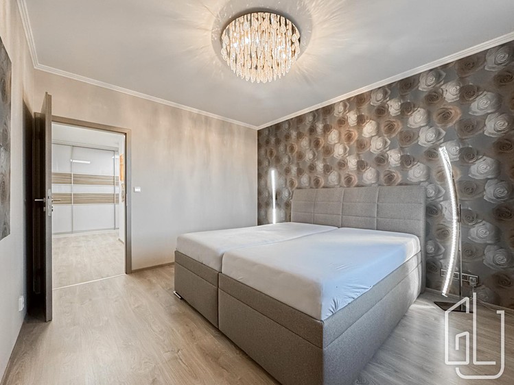 Prodej bytu 4+kk 141 m² - foto 7