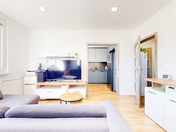 Prodej bytu 3+1 58 m² - foto 1