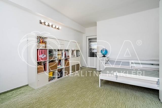 Prodej bytu 3+kk 65 m² (Jednopodlažní) - foto 3
