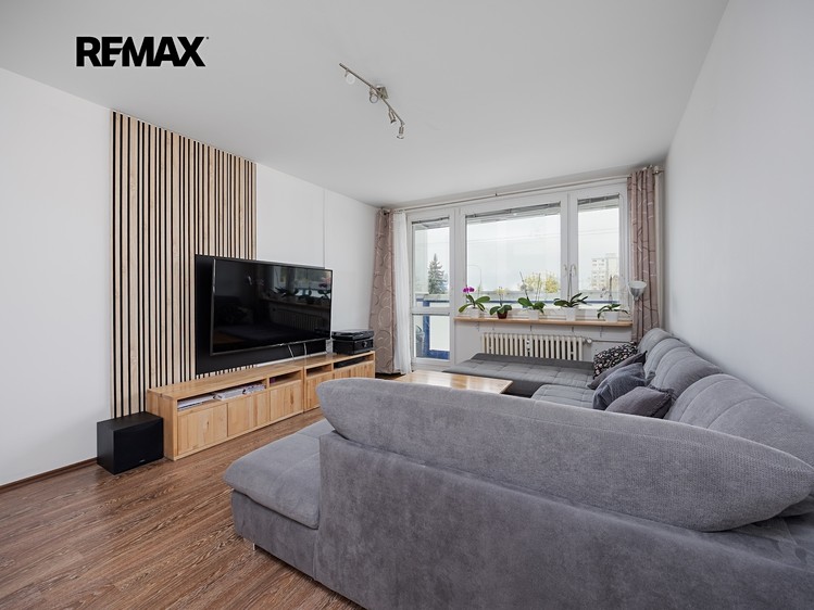 Prodej bytu 4+1 83 m² (Jednopodlažní) - foto 1