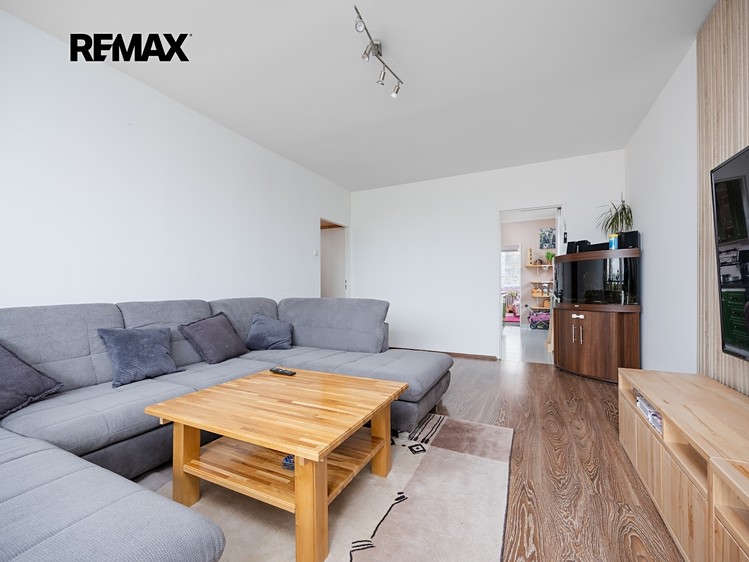 Prodej bytu 4+1 83 m² (Jednopodlažní) - foto 2