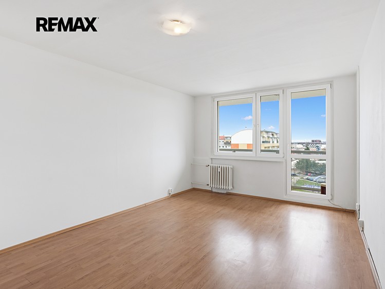 Prodej bytu 3+1 70 m² (Jednopodlažní) - foto 1
