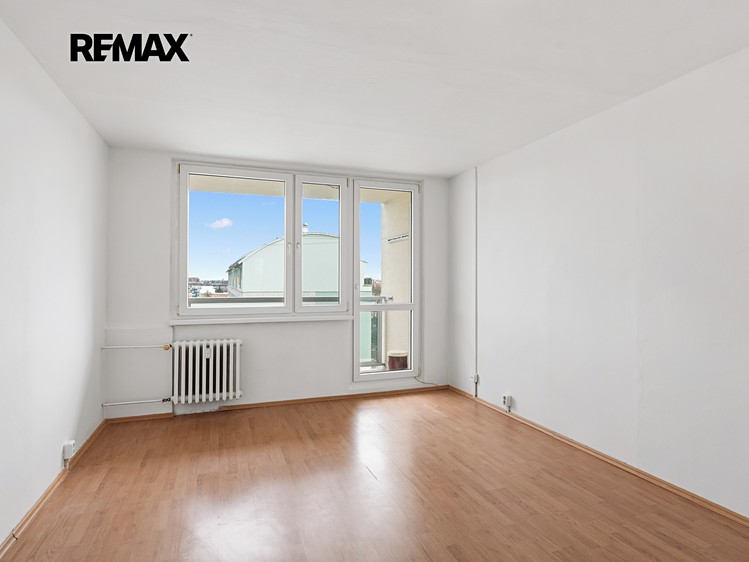 Prodej bytu 3+1 70 m² (Jednopodlažní) - foto 2