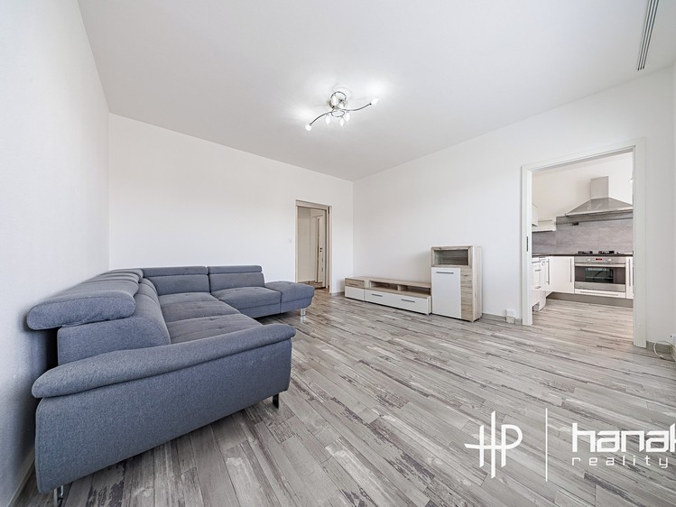Prodej bytu 4+1 75 m² - foto 2