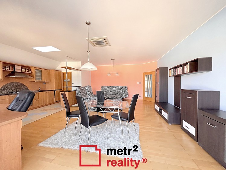 Prodej bytu 2+kk 87 m² - foto 3