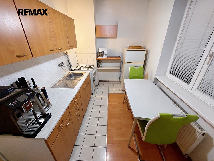 Prodej bytu 2+1 58 m² - foto 2