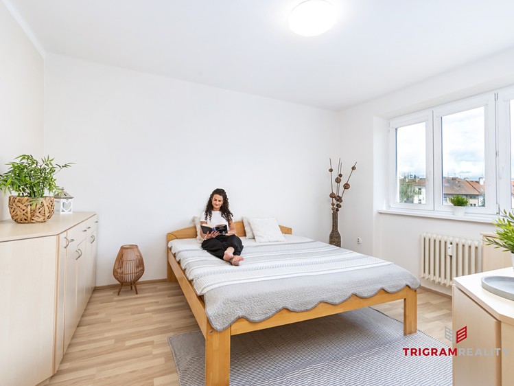 Prodej bytu 2+1 57 m² - foto 2