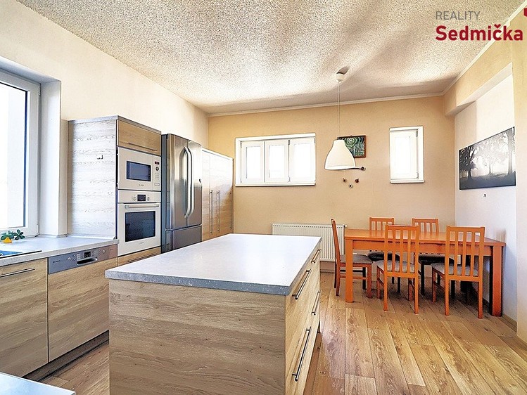 Prodej bytu 3+1 159 m² (Mezonet) - foto 4