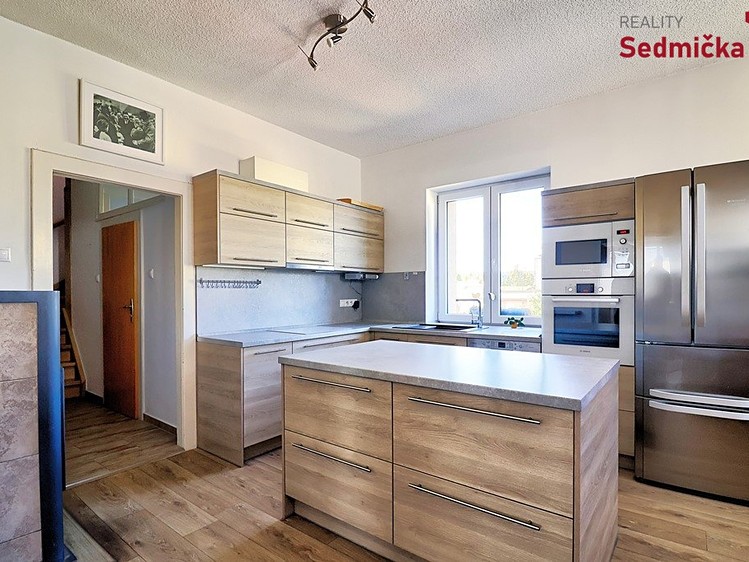 Prodej bytu 3+1 159 m² (Mezonet) - foto 6
