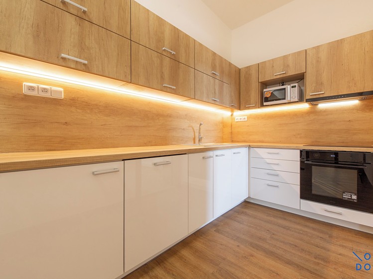 Pronájem bytu 3+1 100 m² (Jednopodlažní) - foto 8