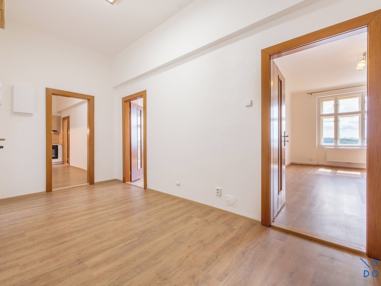 Pronájem bytu 3+1 100 m² (Jednopodlažní) - foto 4