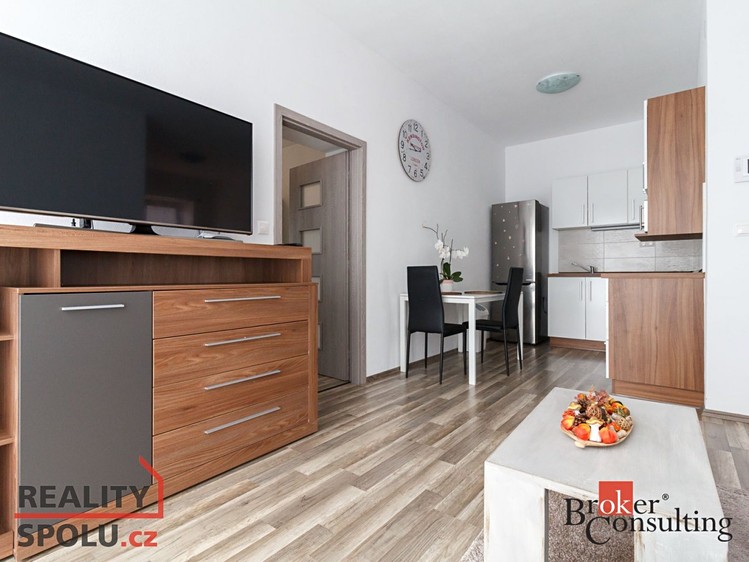 Pronájem bytu 2+kk 53 m² - foto 5