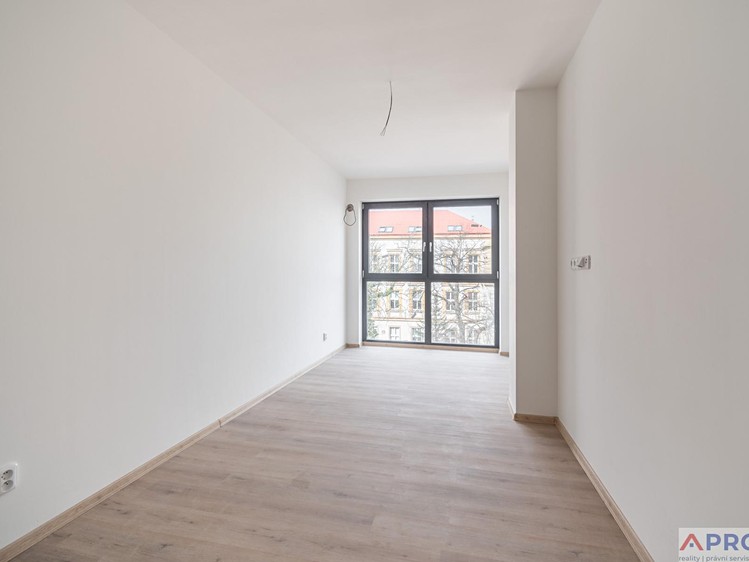 Pronájem bytu 3+kk 82 m² (Jednopodlažní) - foto 3