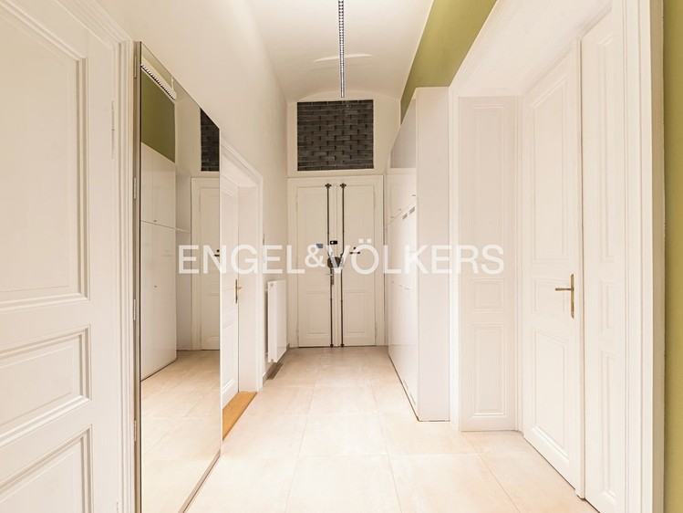Pronájem bytu 3+kk 106 m² - foto 8