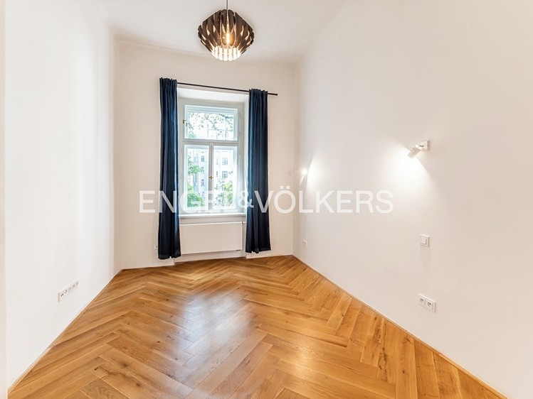 Pronájem bytu 3+kk 106 m² - foto 5