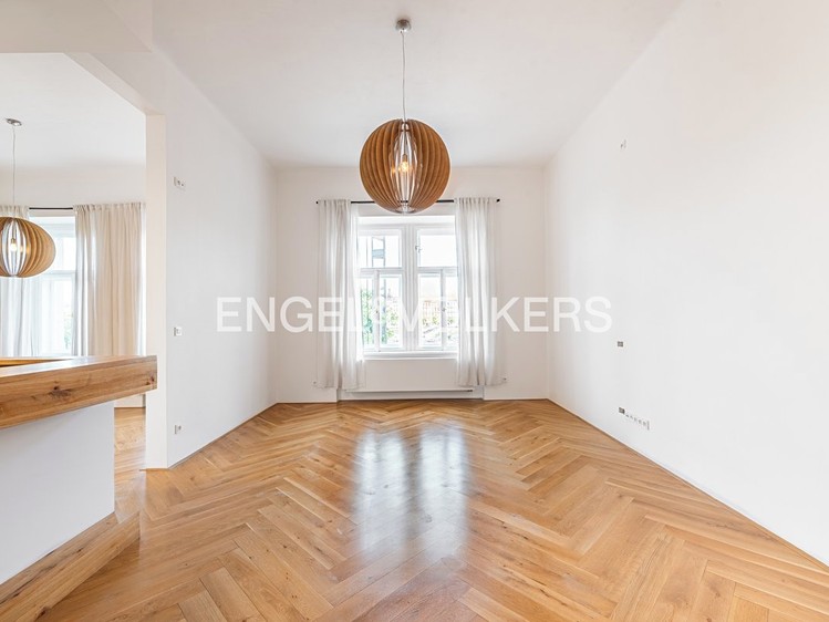 Pronájem bytu 3+kk 106 m² - foto 3