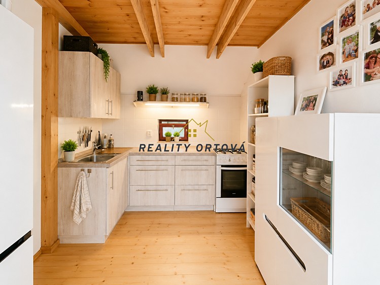 Pronájem bytu 2+kk 30 m² - foto 1