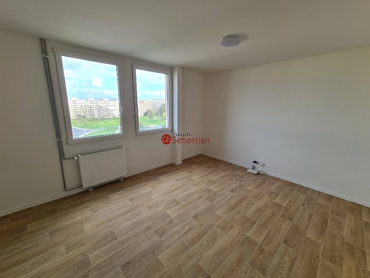 Pronájem bytu 2+1 47 m² - foto 3
