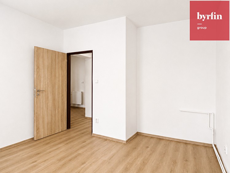 Pronájem bytu 2+1 56 m² - foto 6