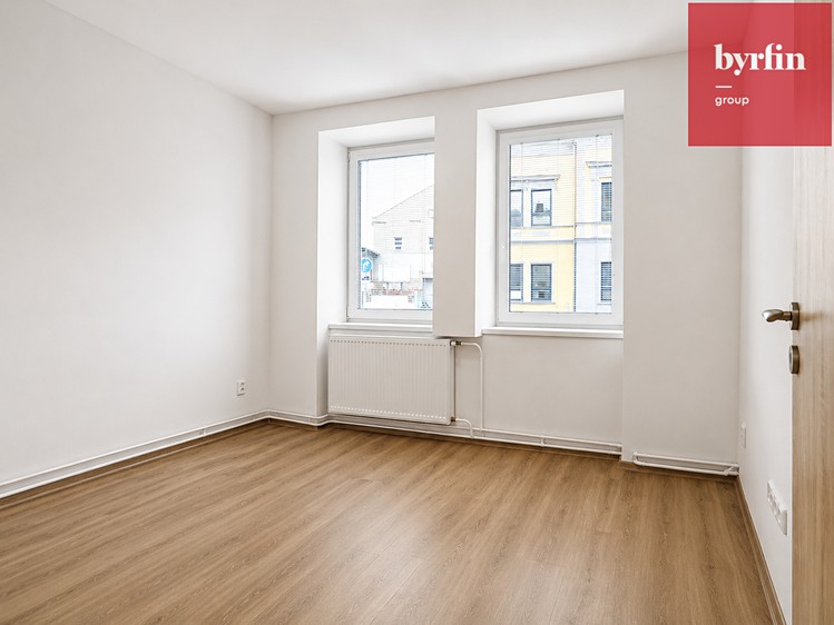 Pronájem bytu 2+1 56 m² - foto 5