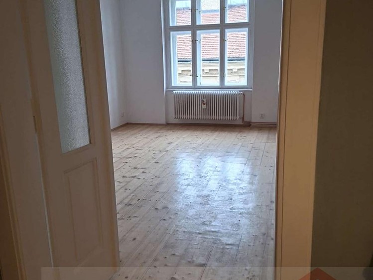 Pronájem bytu 3+kk 90 m² - foto 5