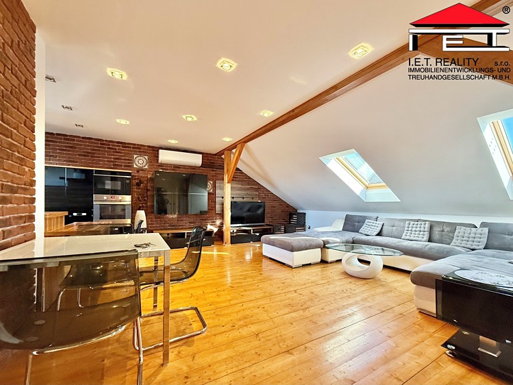Pronájem bytu 3+kk 110 m² - foto 1