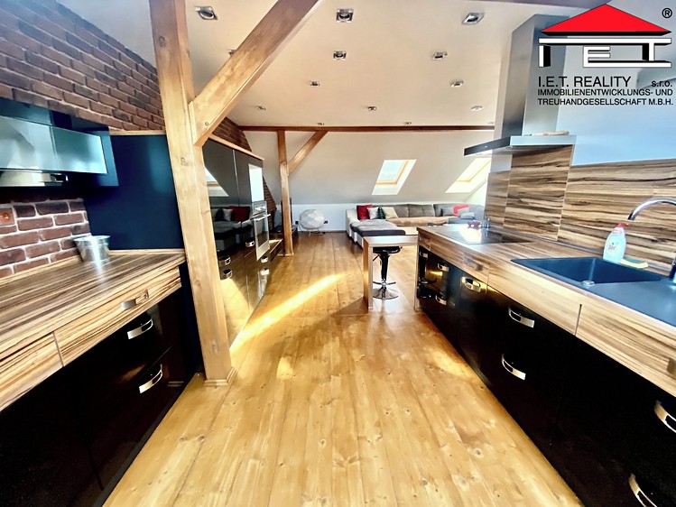 Pronájem bytu 3+kk 110 m² - foto 3